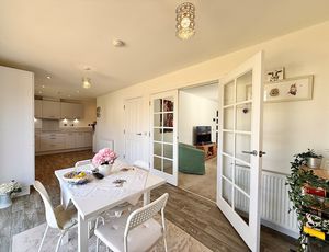 Photo 14- click for photo gallery